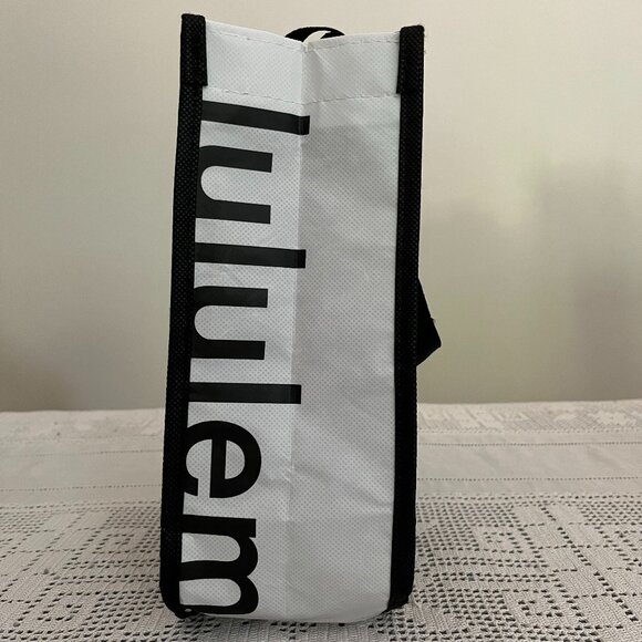 Lululemon black & white small reusable tote bag - Picture 2 of 6